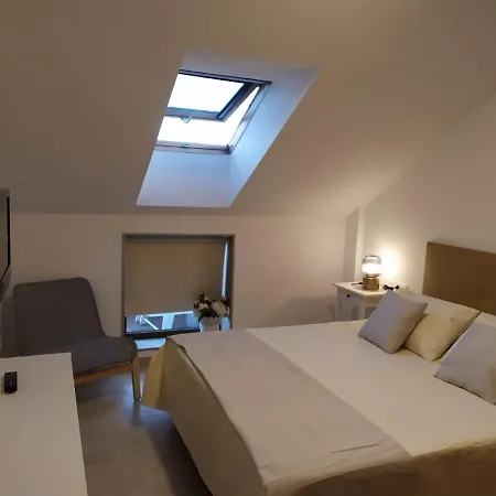 Atico A 3 Km De Con Piscina Y Garaje Apartamento *
